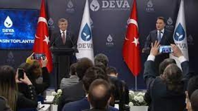 Gelecek Partisi Genel Başkanı Ahmet Davutoğlu ve DEVA Partisi Genel Başkanı Ali Babacan ortak basın açıklaması düzenledi.